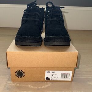Like New! UGG Classic Black Boots